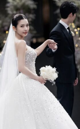 ▲▼秘戀6年沒人發現！韓女偶像Jenny嫁了　甜蜜喊：我是3月新娘。（圖／翻攝自Jenny IG）