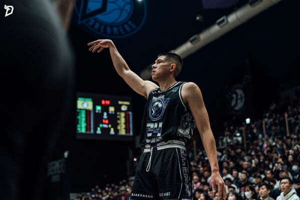 ▲夢想家忻沃克砍進6顆三分球進帳20分，幫助球隊奪下5連勝。（圖／夢想家提供）