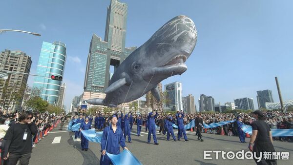 ▲《航海王》媽祖護航！草帽海賊大遊行。（圖／記者鄭遠龍攝）