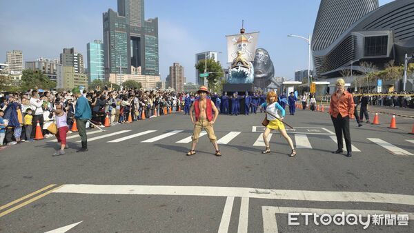 ▲《航海王》媽祖護航！草帽海賊大遊行。（圖／記者鄭遠龍攝）