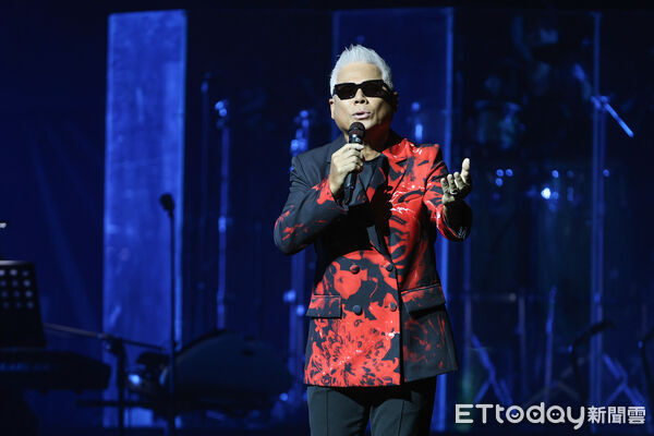 ▲巫啓賢《紅塵來去夢太傻》巡迴演唱會。（圖／記者林敬旻攝）