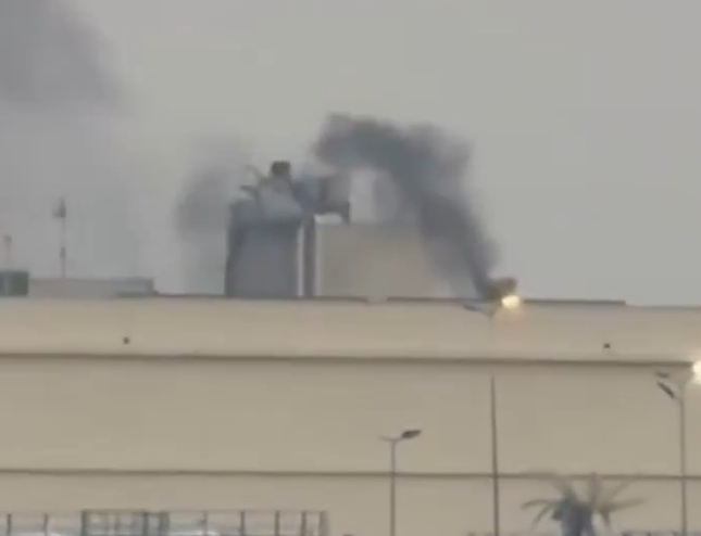 快訊/美駐伊拉克大使館遭襲! 畫面曝光