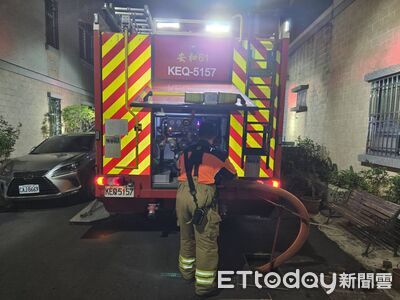 台南市安南區透天厝神明廳起火　消防迅速滅火救出75歲臥床婦