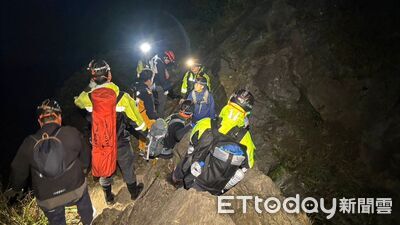 劍龍稜驚傳山難！波蘭男骨折受困稜線　瑞芳警消入山救援脫困