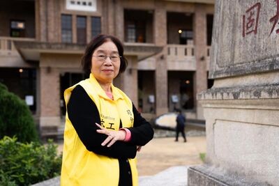 導覽志工吳伸惠守護歷史記憶　帶民眾重遊基隆要塞司令部