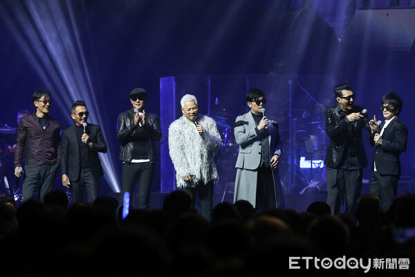 ▲巫啓賢《紅塵來去夢太傻》巡迴演唱會。（圖／記者林敬旻攝）