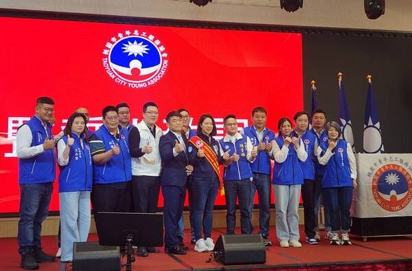 ▲桃園市議員張碩芳接任青工總會長