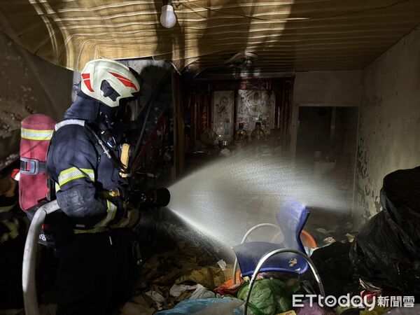 基隆火警。（圖／記者郭世賢翻攝）