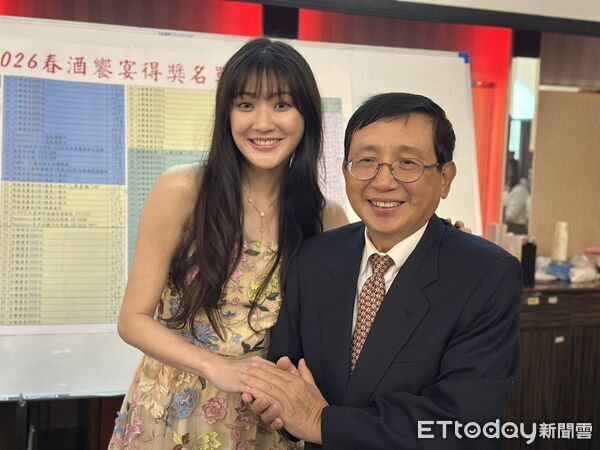 ▲郭綜合醫院舉辦2026年度春酒饗宴，近800名醫護與行政同仁齊聚同歡。（記者林東良翻攝，下同）