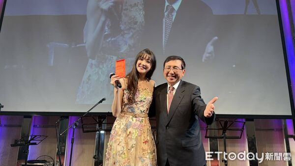 ▲郭綜合醫院舉辦2026年度春酒饗宴，近800名醫護與行政同仁齊聚同歡。（記者林東良翻攝，下同）