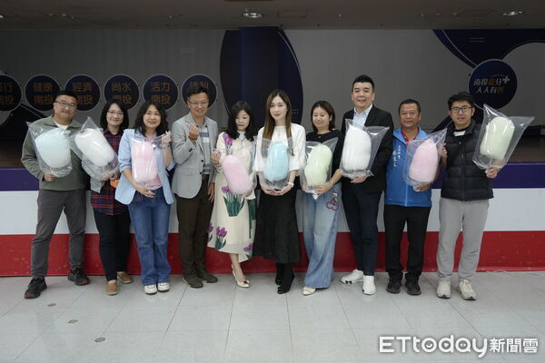 ▲最美檢察官「樂樂律師」南投專場演講，訴說「做自己」勇敢心路。（圖／南投市公所提供）