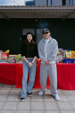 ▲《至少還有月光》由許瑋甯（左）、春風主演。（圖／嘉揚電影提供）