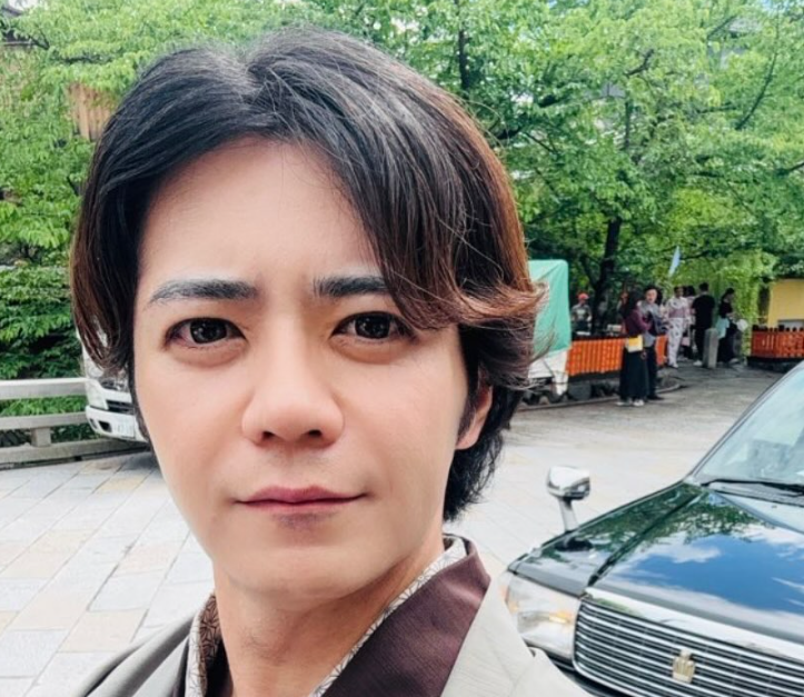 ▲▼「反對柯文哲入境」日本議員反遭起底！　600萬政治獻金去向不明。（圖／翻攝自上畠寬弘IG）