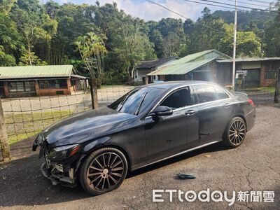 快訊／三峽毒品通緝犯開賓士撞傷人！　警開2槍攔車仍跑了