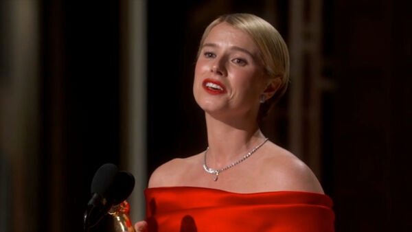 ▲ 《哈姆奈特》潔西伯克利（Jessie Buckley）拿下奧斯卡影后。（圖／翻攝自disney+）