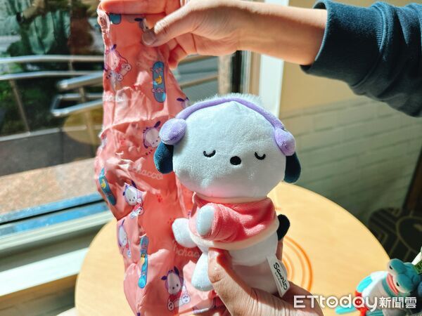 ▲▼7-ELEVEN 將推出超萌三麗鷗「狗狗軍團」周邊，集結了人氣布丁狗、大耳狗喜拿、帕恰狗，共26款商品。（圖／記者林育綾攝）