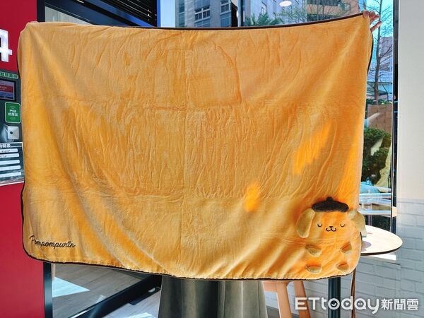 ▲▼7-ELEVEN 將推出超萌三麗鷗「狗狗軍團」周邊，集結了人氣布丁狗、大耳狗喜拿、帕恰狗，共26款商品。（圖／記者林育綾攝）