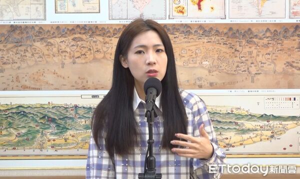 ▲▼國民黨立委徐巧芯16日在立法院受訪。（圖／記者陳煥丞攝）