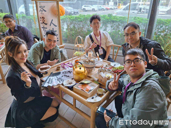 ▲洪蓉親自會粉絲。（圖／洪蓉提供）