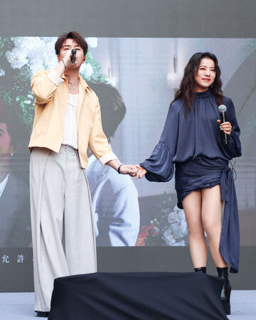 ▲▼ 丁噹和蕭景鴻演唱經典歌。（圖／相信音樂提供）