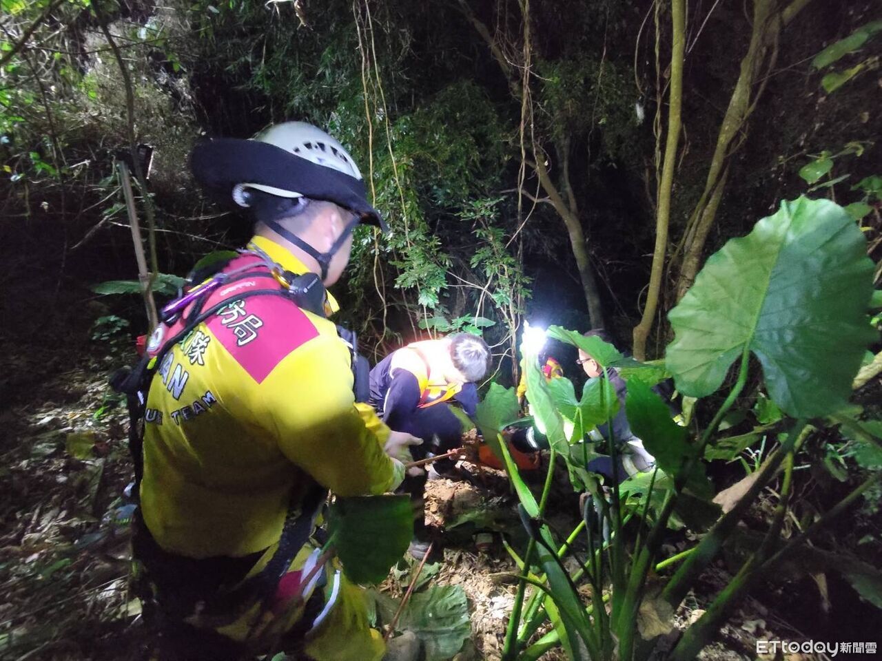 獨/83歲翁詭異墜坡亡!兒遭收押關鍵原因曝光 前1天去買農藥