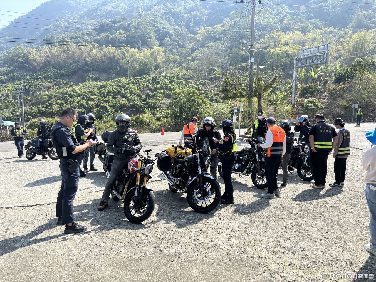 守護174線山道安寧!警監環聯手稽查 攔查75車取締24件違規