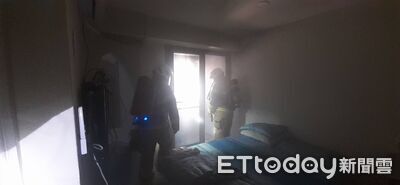 台南民宅冷氣室外機冒黑煙警鈴大作　南消：電器火災居建築火警首因