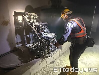 快訊／台中北屯晚間大規模停電　影響447戶、好市多也突陷入黑暗