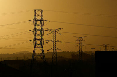 古巴國家電力系統癱瘓　1100萬人無電可用