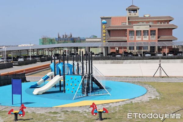 ▲台西東側廣場綠美化完工　近2公頃空地煥然一新。（圖／記者游瓊華翻攝）