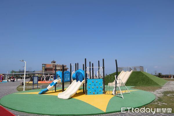▲台西東側廣場綠美化完工　近2公頃空地煥然一新。（圖／記者游瓊華翻攝）