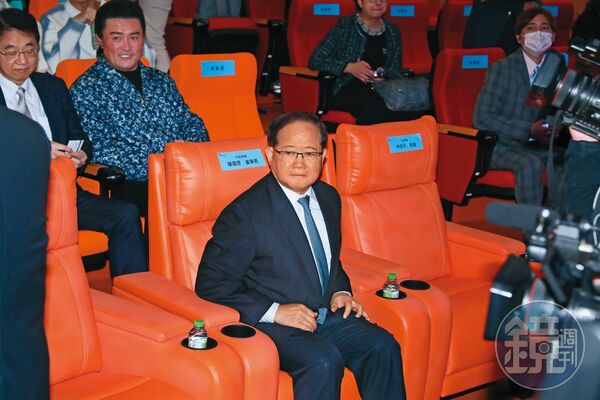 中信育樂董事長陳國恩（圖）被點名，在辜仲諒任滿後接棒協理事長。