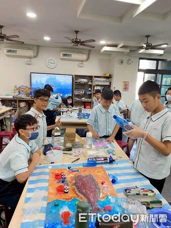 ▲台南市推動智慧化氣候友善校園，11所學校導入能源監測系統成果亮眼。（記者林東良翻攝，下同）