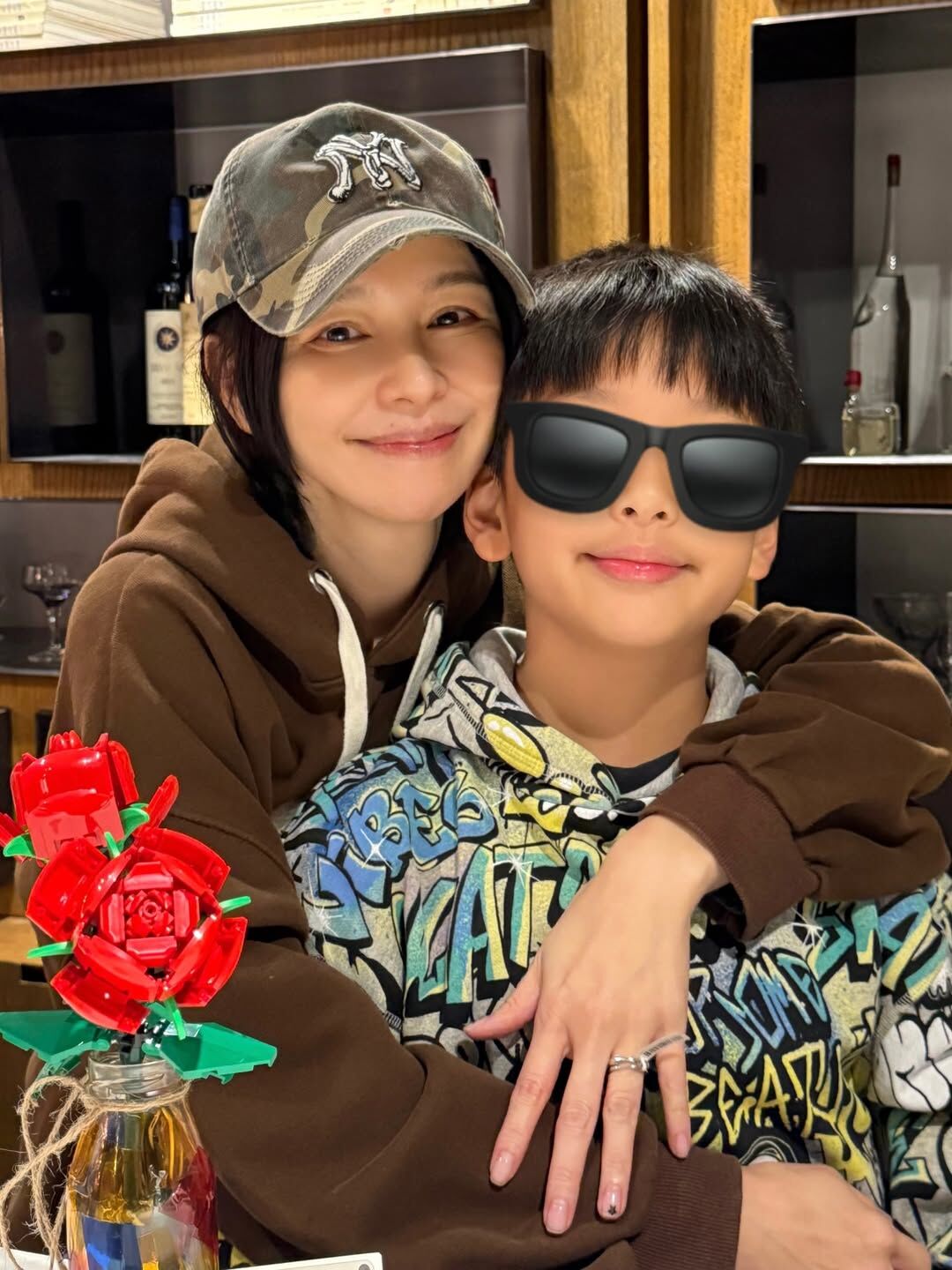 ▲▼徐若瑄51歲生日前夕「10歲兒動用小豬存錢筒」感動她。（圖／翻攝自Instagram／vivianhsu.ironv）