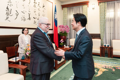 賴清德見波蘭前總統、諾貝爾和平獎得主　「自由不是統治者施捨」