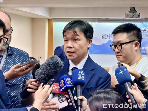 ▲▼陸委會主委沈有忠出席「兩岸十字路口：從中共『兩會』到『川習會』」座談會。（圖／記者蔡紹堅攝）