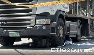 快訊／鑽車縫出事了！女外送員捲聯結車底　送醫搶救不治