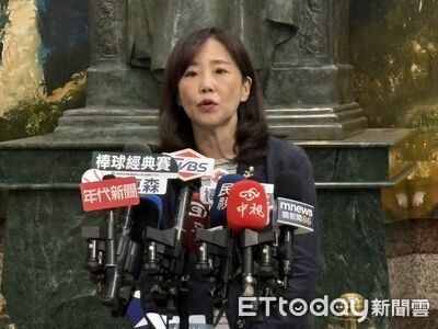 尹乃菁嗆賴政府裝追蹤器　律師酸：當年冷水坑夜遊有發現追蹤器嗎？