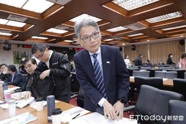 ▲立法院教育及文化委員會邀核安會主委陳明真、經濟部次長賴建信列席報告業務概況；另專題報告「我國核電廠再運轉之規劃及推動現況」，並備質詢。（圖／記者湯興漢攝）