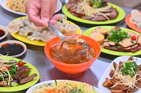 ▲▼郭家水餃。（圖／橘子狗愛吃糖授權提供）