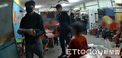 土雞城變賭場！　新化警深夜攻堅32人一網成擒