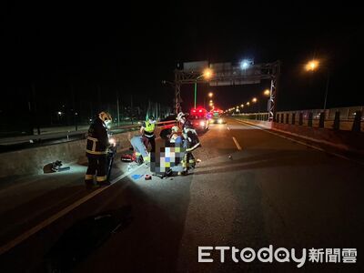 快訊／台61線八里深夜事故！　重機女騎士無生命徵象