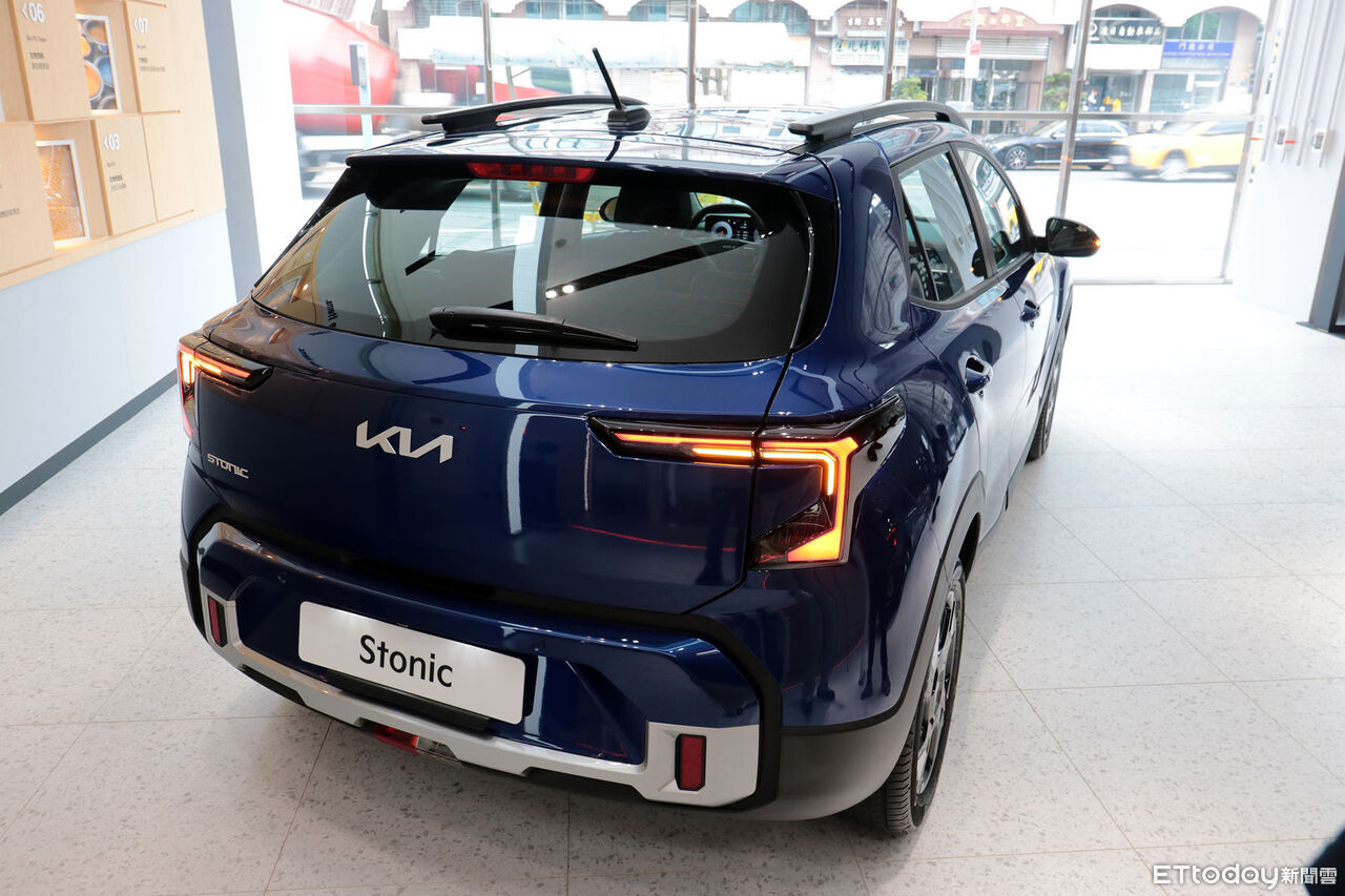 ▲89.9萬起！KIA「小型跨界休旅Stonic」上市　大幅度小改款有誠意。（圖／記者張慶輝攝）