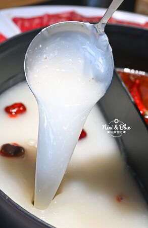 ▲▼冒香香旗艦店PLUS冒菜火鍋。（圖／部落客NINI AND BLUE 玩樂食記授權提供）