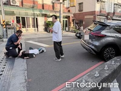 女高中生校門口過馬路慘被轎車撞彈　「逆光+A柱」釀禍又不禮讓