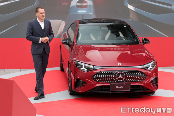 ▲187萬起！賓士「全新大改款CLA」上市　電動＋燃油4車型同步抵台。（圖／記者張慶輝攝）