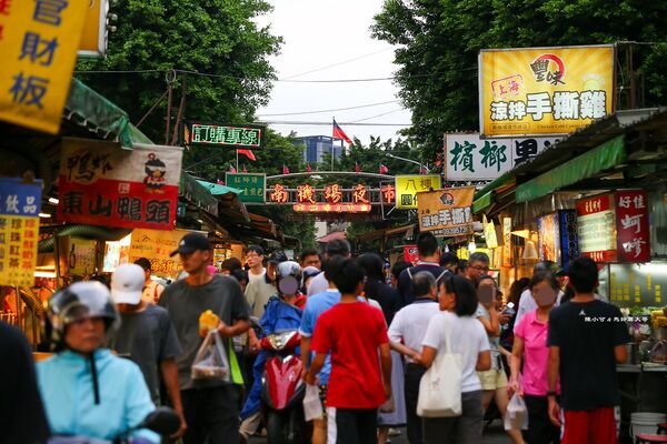 ▲▼曉迪筒仔米糕。（圖／陳小可的吃喝玩樂授權提供）
