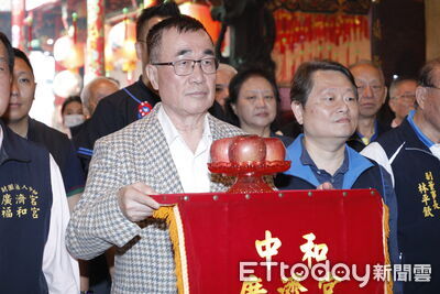 「校校有公托」掀藍綠攻防　李四川競辦批蘇巧慧：難以聽見基層心聲