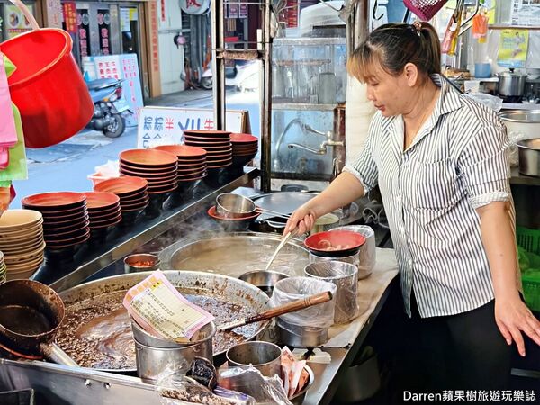 ▲▼阿金老圓環魯肉飯。（圖／DARREN蘋果樹旅遊玩樂誌授權提供）