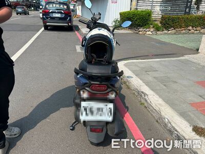 台中30歲騎士遭撞倒地　肇事小貨車直接落跑！路人全傻眼